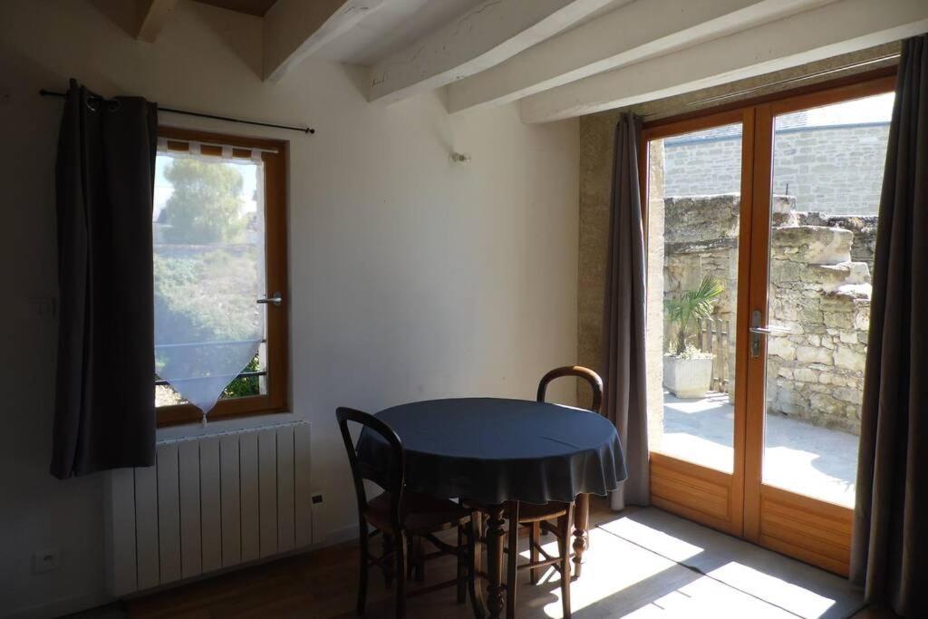 Maisonnette Climatisee Avec Parking Prive Doue-en-Anjou Экстерьер фото
